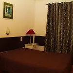 Πανσιόν A Ponte - Saldanha 3*
