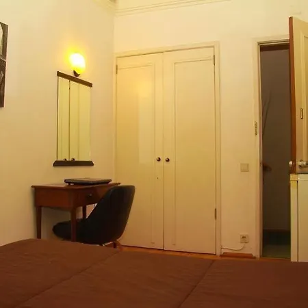 Casa de hóspedes A Ponte - Saldanha 3*