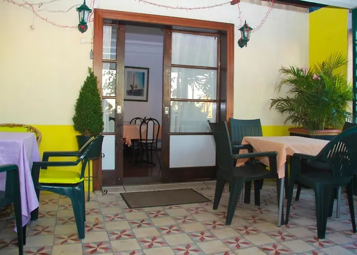 Гостевой дом A Ponte - Saldanha 3*