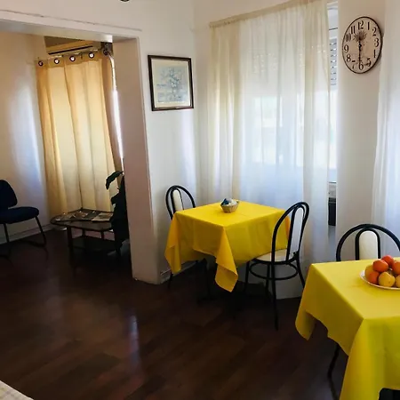 A Ponte - Saldanha Гостьовий будинок Лісабон