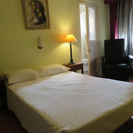 A Ponte - Saldanha Гостьовий будинок 3*